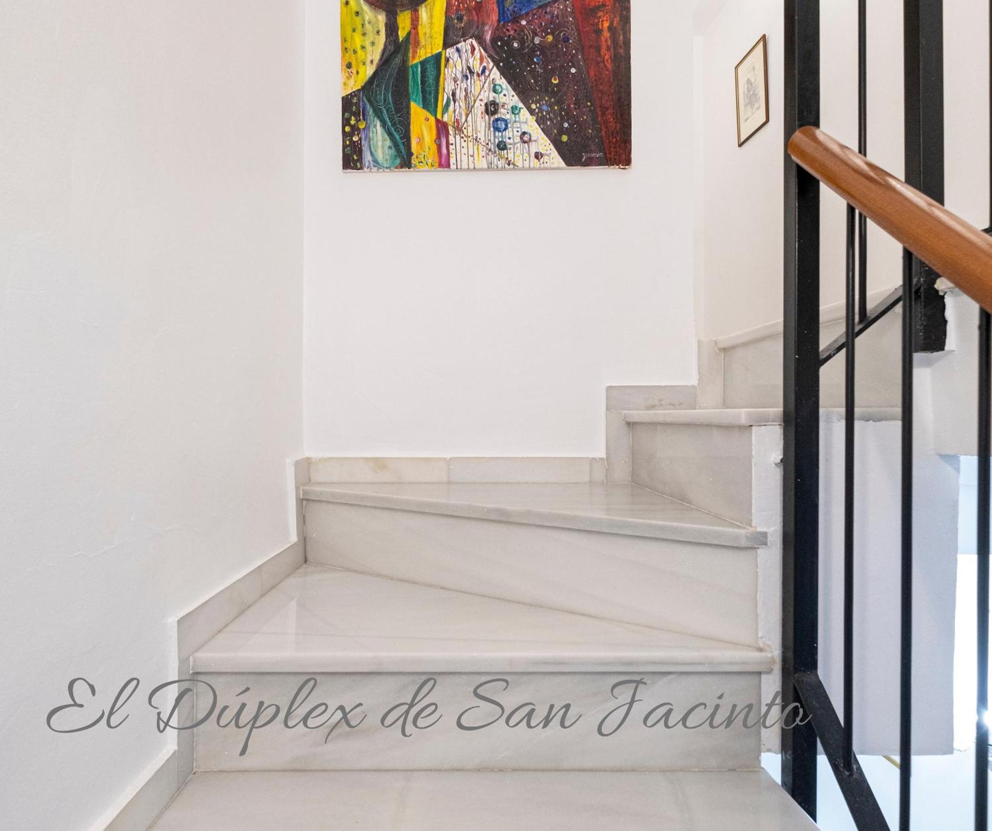 Апартаменты El Duplex De San Jacinto Севилья Экстерьер фото