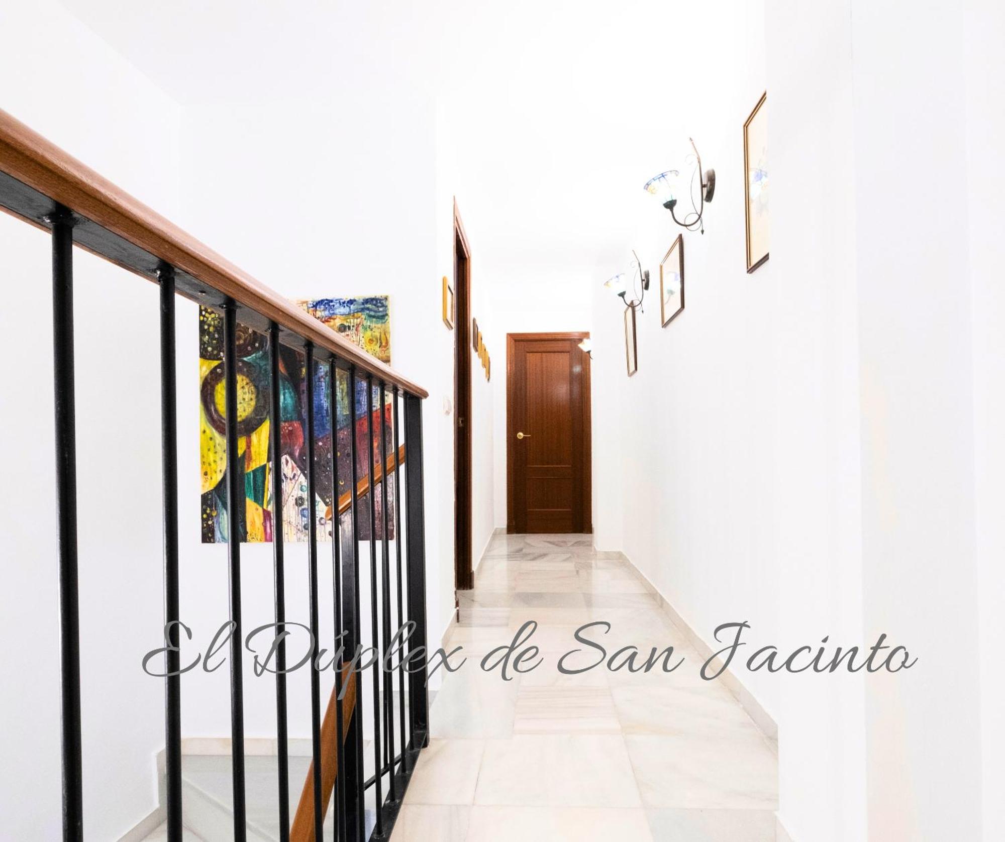 Апартаменты El Duplex De San Jacinto Севилья Экстерьер фото